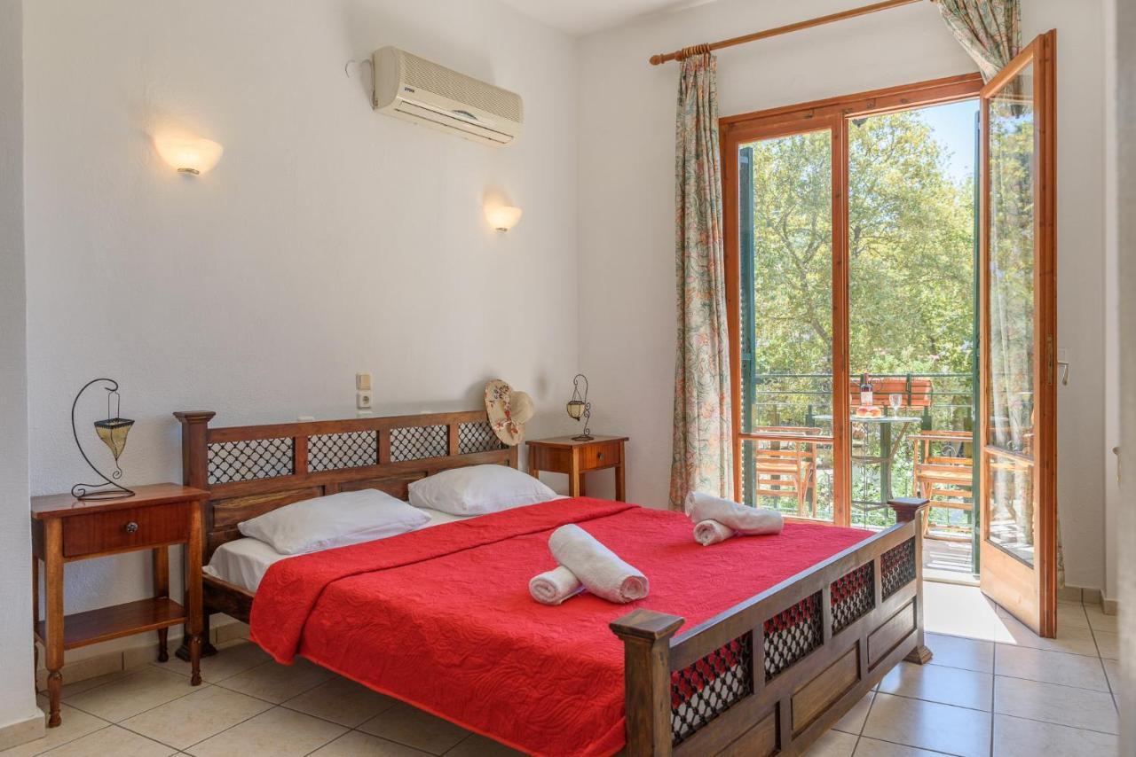 Des Roses Hotel Platanias  Eksteriør bilde