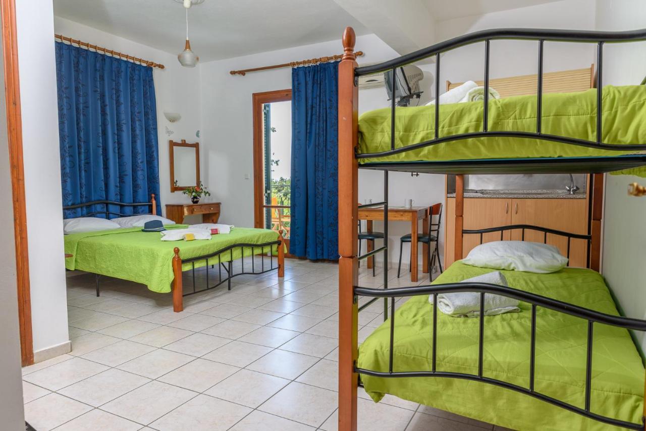 Des Roses Hotel Platanias  Eksteriør bilde